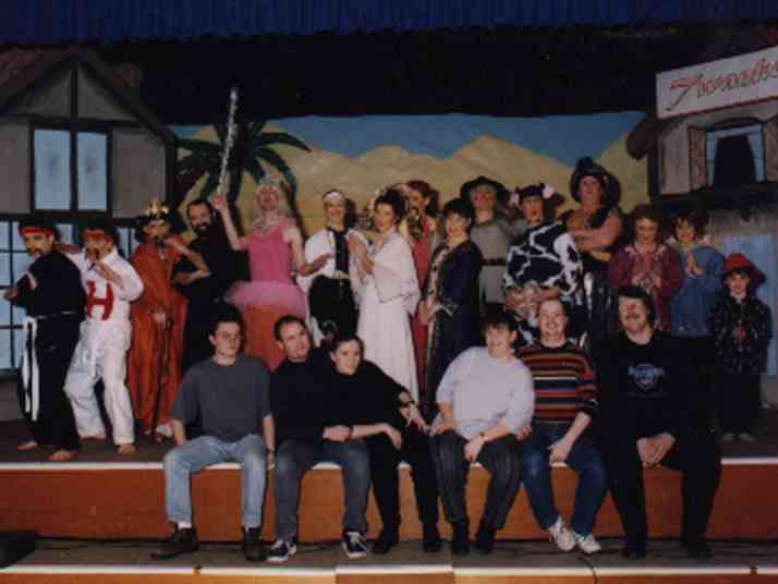 Keith Cartmale, John Bailey, Dave Evans, Ron Baker, Paul Harling, Sue Crofts, Terry Ward, Bev Harling, Phil Howard, Robin Dale, Steve Loble, Jenny Ward, Sarah Ward, Christine Bailey, Bill Echlin, Paul McCabe, Sarah McCabe, Jo Bromwich, Terry Bromwich, Derrick McNeill.